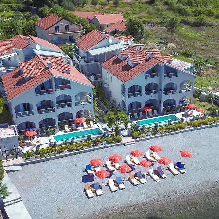 Laguna Mini Resort Tivat Exterior photo